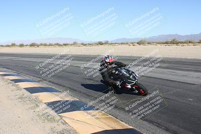 media/Dec-01-2025-Moto Forza (Mon) [[2daa91e15f]]/2-Intermediate Group/Session 4 (Turn 10 Inside)/